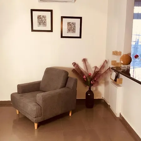 Fontana Luxury With Pool Near