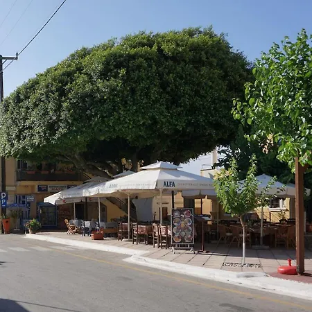 ヴィラ Fontana Luxury With Pool Near