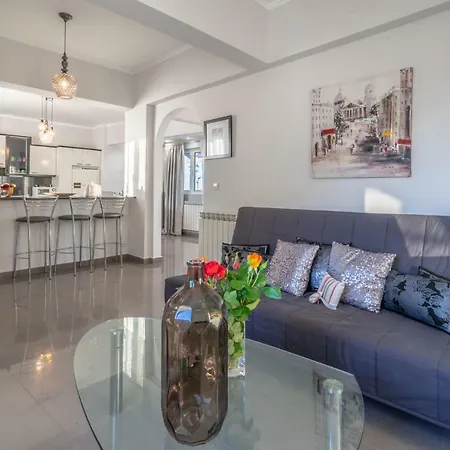 Fontana Luxury With Pool Near * Sálakos