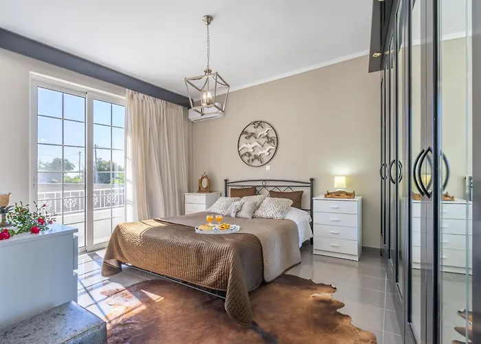 Fontana Luxury With Pool Near 빌라