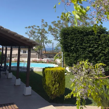 Вилла Fontana Luxury With Pool Near Salakos