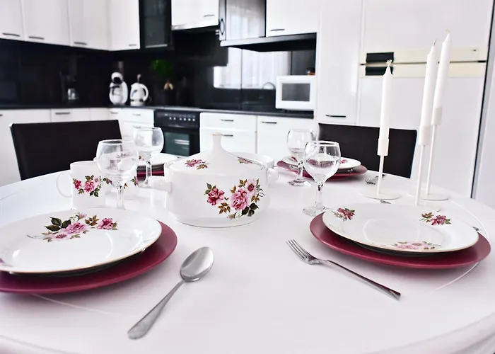 Fontana Luxury With Pool Near Villa Sálakos